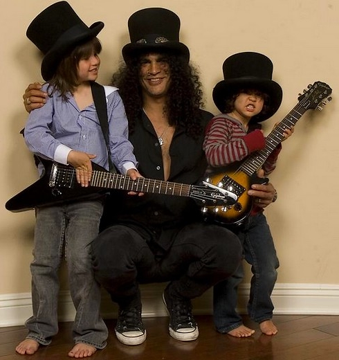 Slash with his son London and Cash