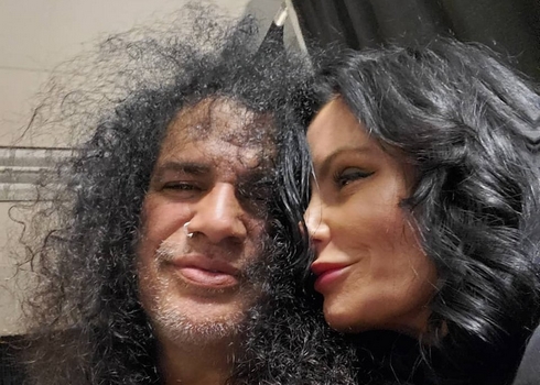 Slash with his girlfriend Meegan