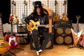 Slash with equipment photo & picture gallery