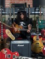 Slash with equipment photo & picture gallery