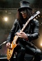 Slash live photo & picture gallery