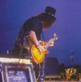 Slash live photo & picture gallery