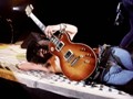 Slash live photo & picture gallery