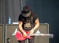 Slash live photo & picture gallery