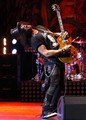 Slash live photo & picture gallery