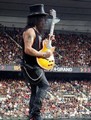 Slash live photo & picture gallery