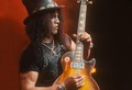 Slash live photo & picture gallery