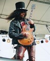 Slash live photo & picture gallery