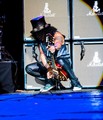 Slash live photo & picture gallery