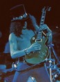 Slash live photo & picture gallery