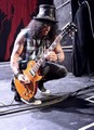 Slash live photo & picture gallery